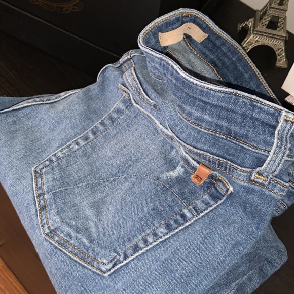 Women’s Size 32W Denim ripped Joe’s Jeans - Picture 11 of 11